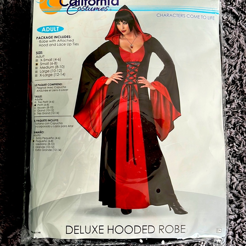 Deluxe Hooded Robe